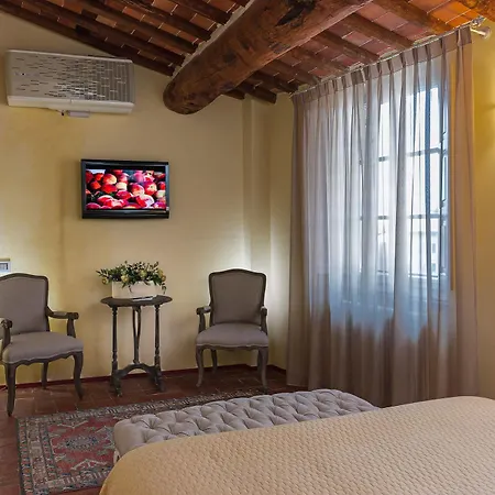 Antica Residenza Dell'Angelo Hotel Lucca Exterior photo